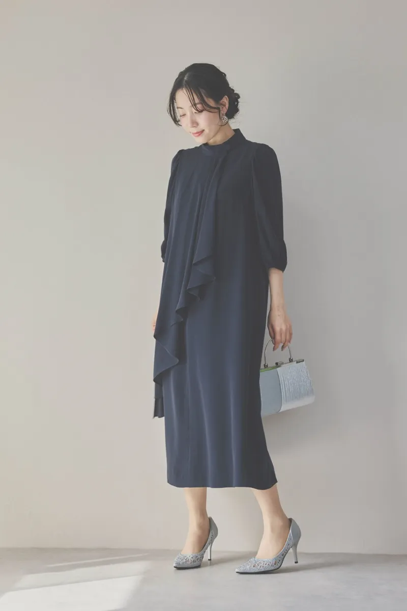 ネイビーのフロントドレープ前開きドレス　M/PREFERENCE[ 店頭販売価格 42,900円 ]