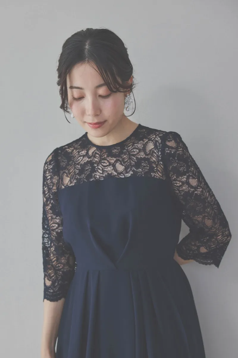 ネイビーのデコルテ切り替えラップドレス　M/PREFERENCE　[ 店頭販売価格 37,400円