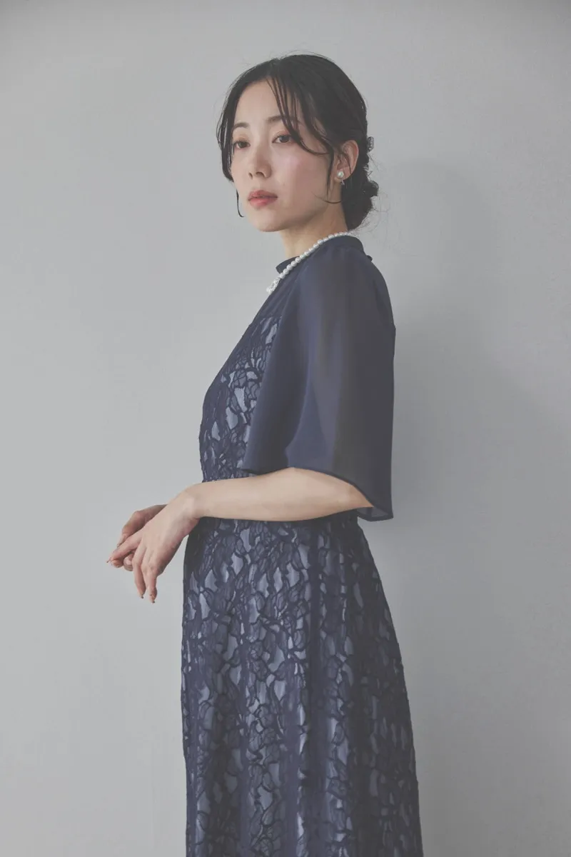 ネイビーのフレアスリーブレースドレス　M/REPLETE