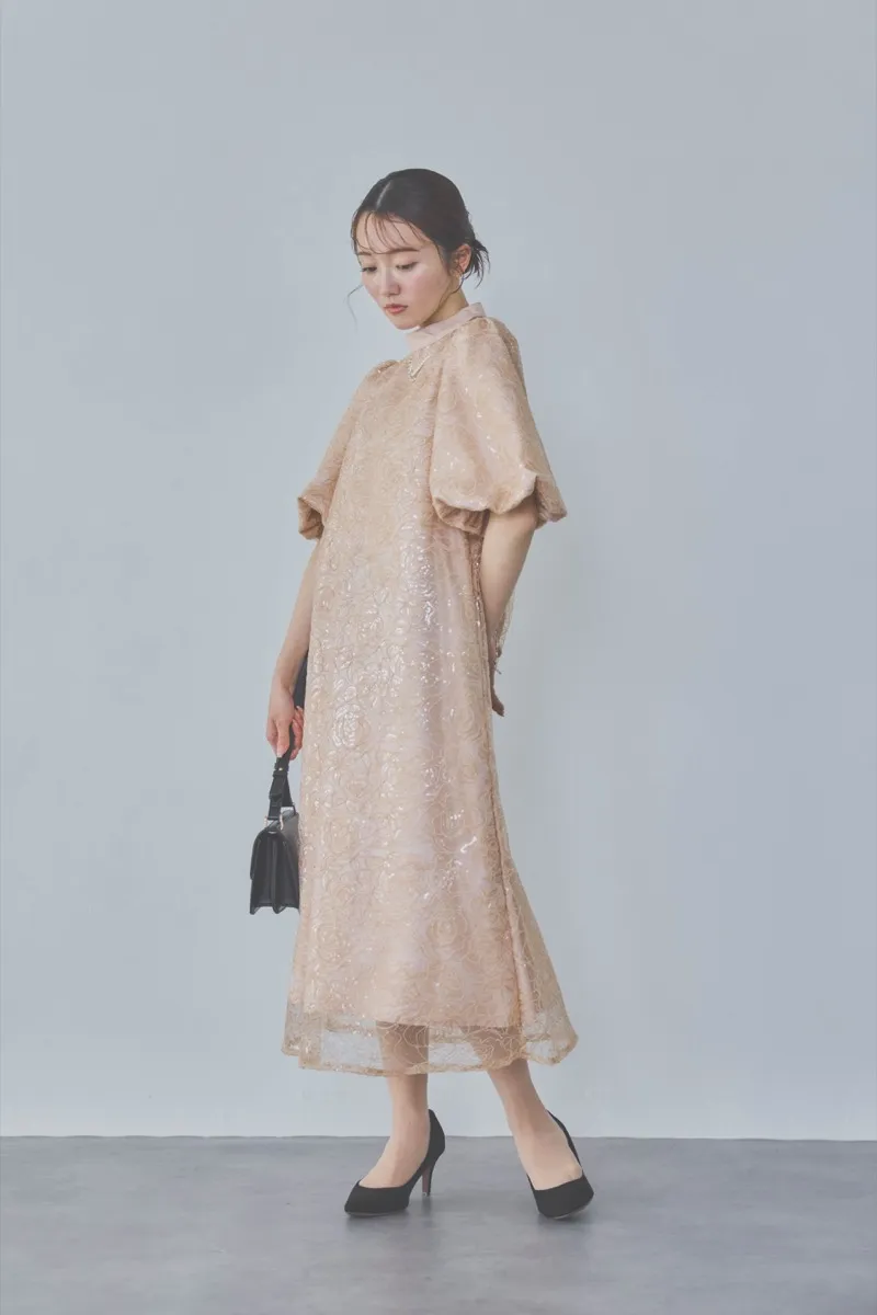 ベージュのボリュームスリーブスパンコールドレス　M/Select Shop