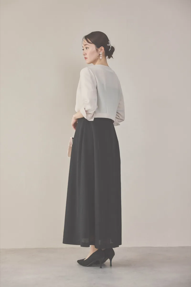 ブラックのレースコンビカットプリーツドレス　M/kaene