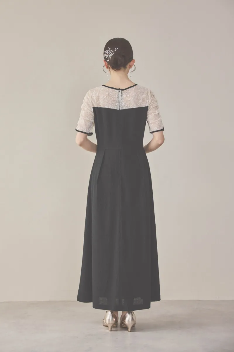 ブラックのレースコンビカットプリーツドレス　M/kaene