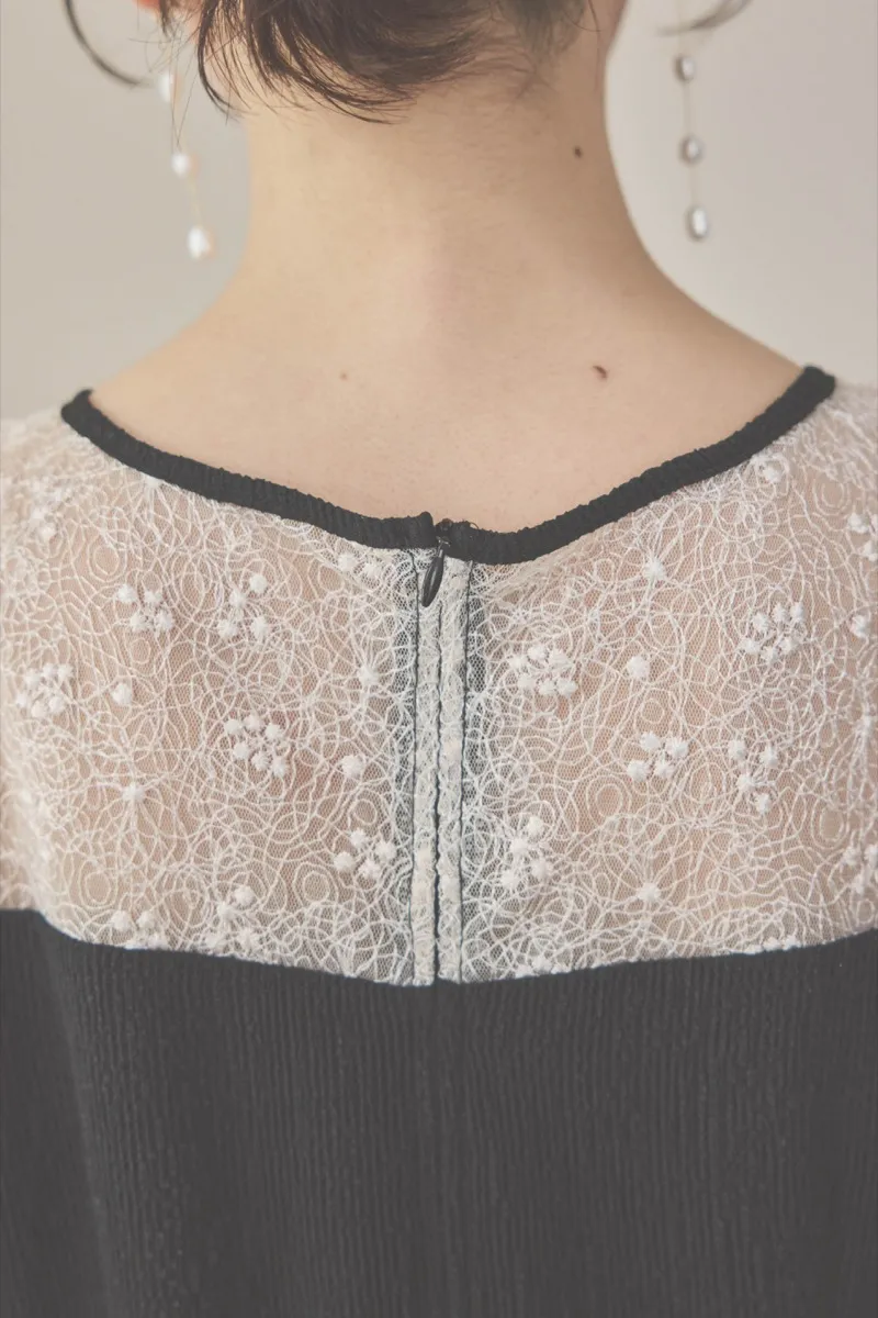 ブラックのレースコンビカットプリーツドレス　M/kaene