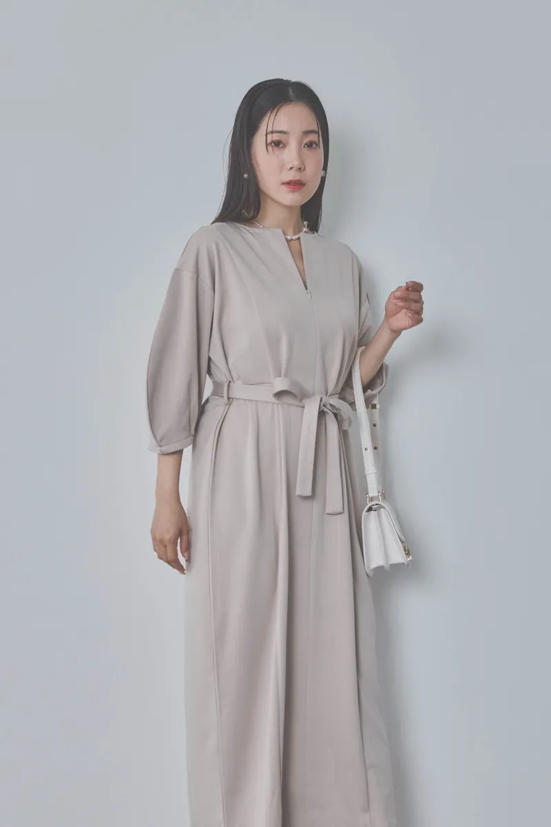 ベージュのボリュームスリーブポンチワンピース　M〜L/Select Shop