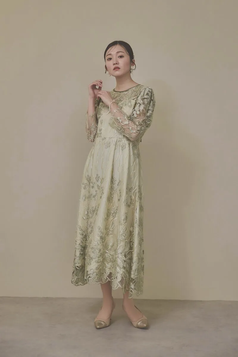 カーキのボリュームスリーブ刺繍ドレス　LL/Select Shop