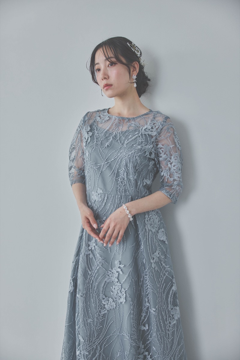 梅田で人気のドレス