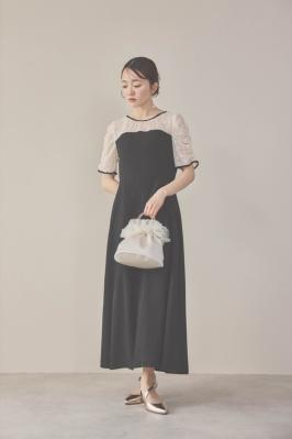 ブラックのレースコンビカットプリーツドレス　M〜L/kaene