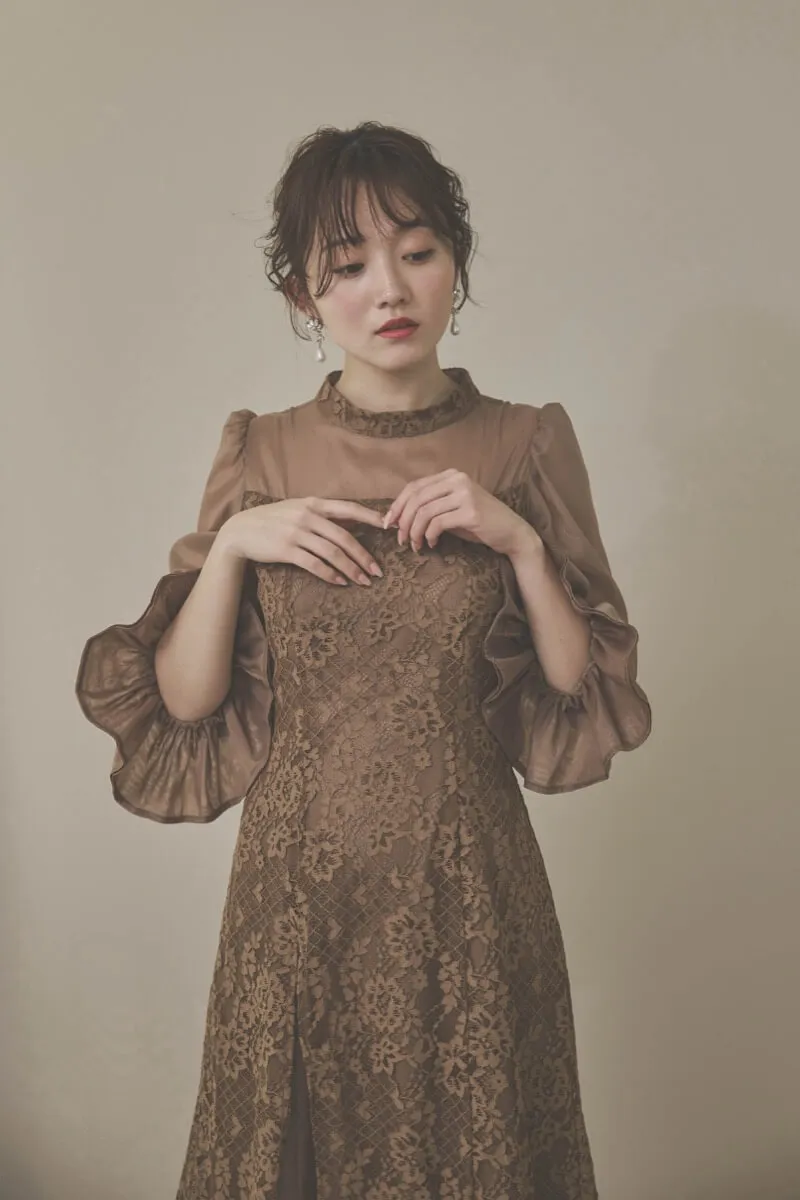 モカのシャーリングスリーブ花柄レースドレス　M/Select Shop