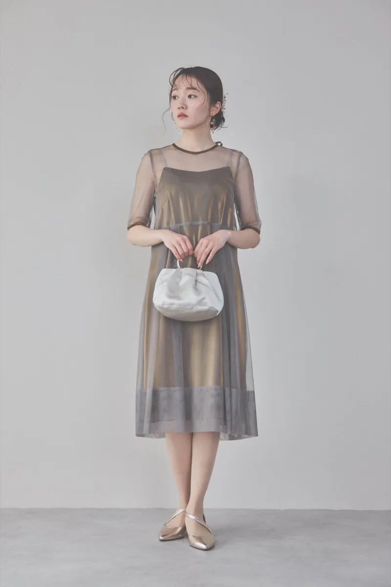 ブラウンのチュール×シャンブレードレス