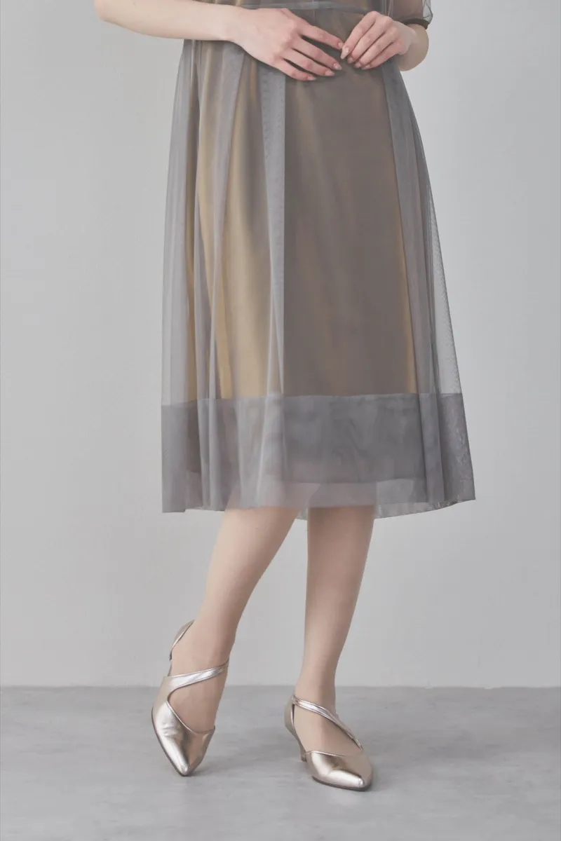 ブラウンのチュール×シャンブレードレス