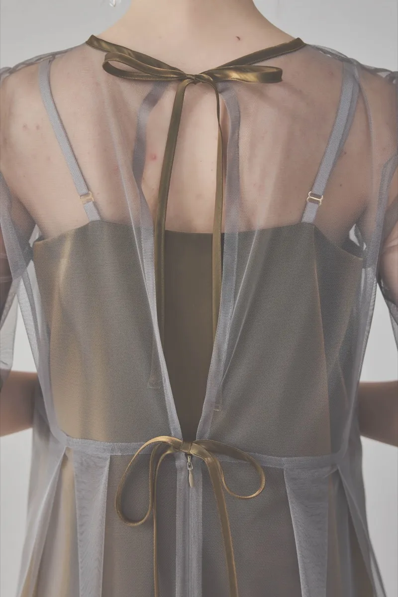 ブラウンのチュール×シャンブレードレス