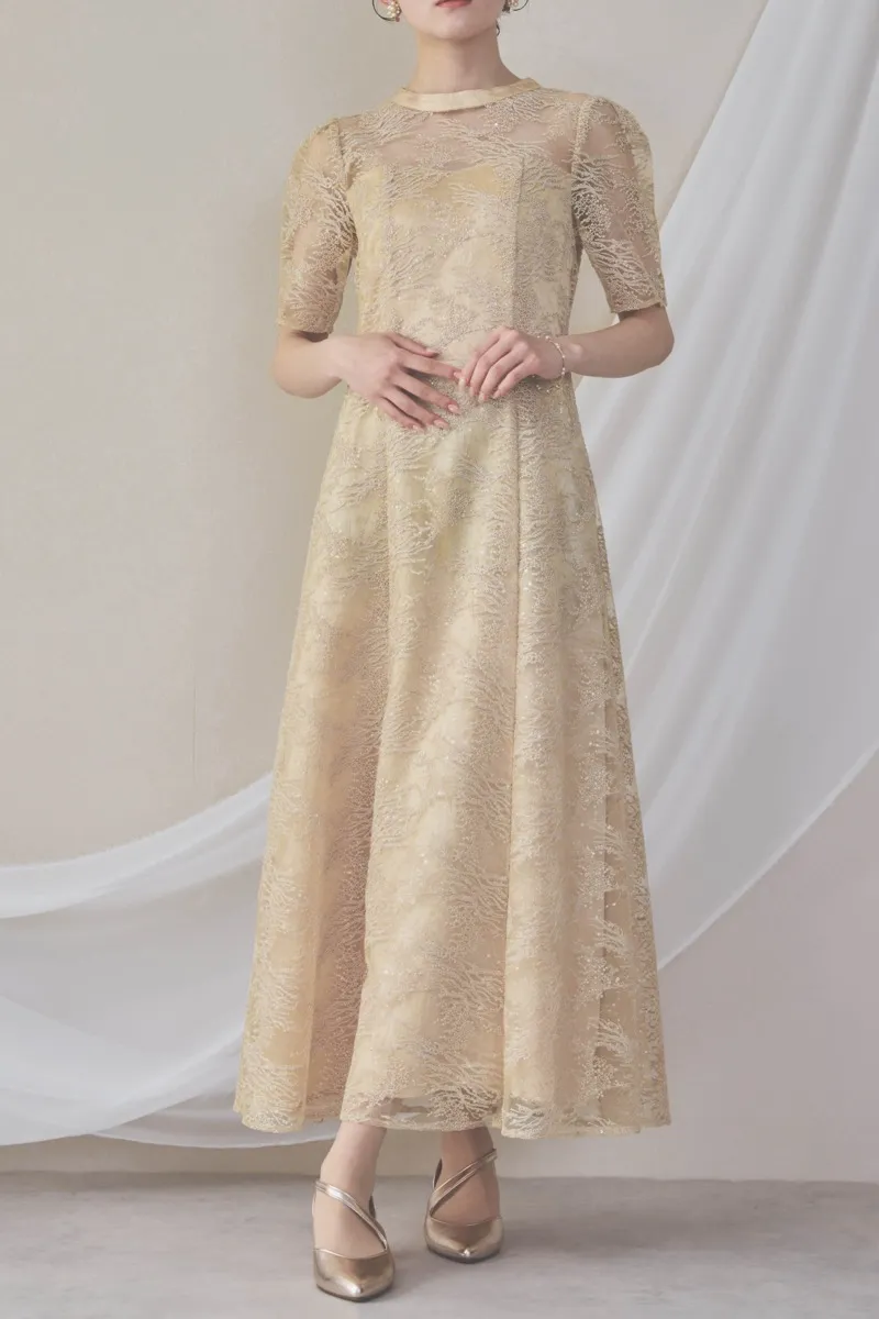 イエローのシャイニーエンブロイダリードレス M〜L/kaene