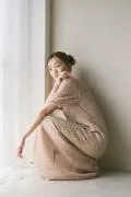 ベージュのスパンコールレースドレス M/kaene