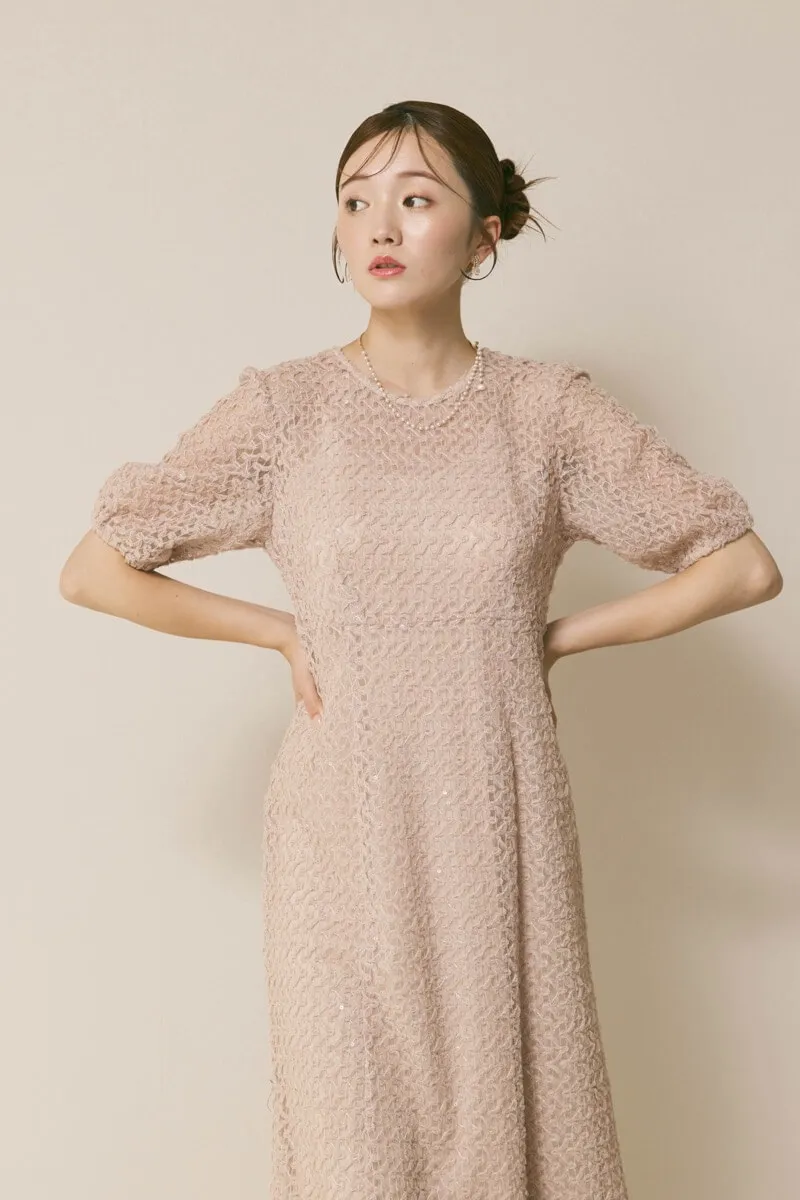 ベージュのスパンコールレースドレス　M/kaene