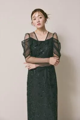 ブラックのチュールスリーブIラインドレス　M/Leja