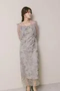 グレーのチュールスリーブIラインドレス M/Leja