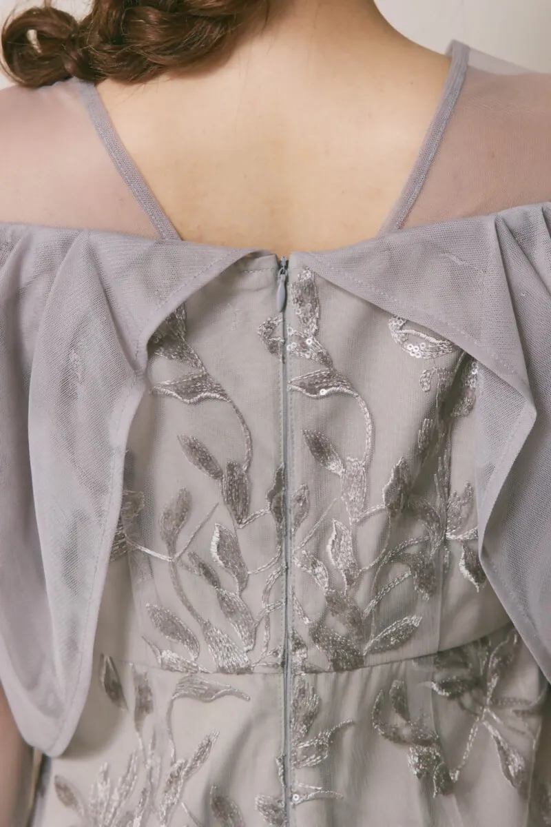 グレーのチュールスリーブIラインドレス　M/Leja