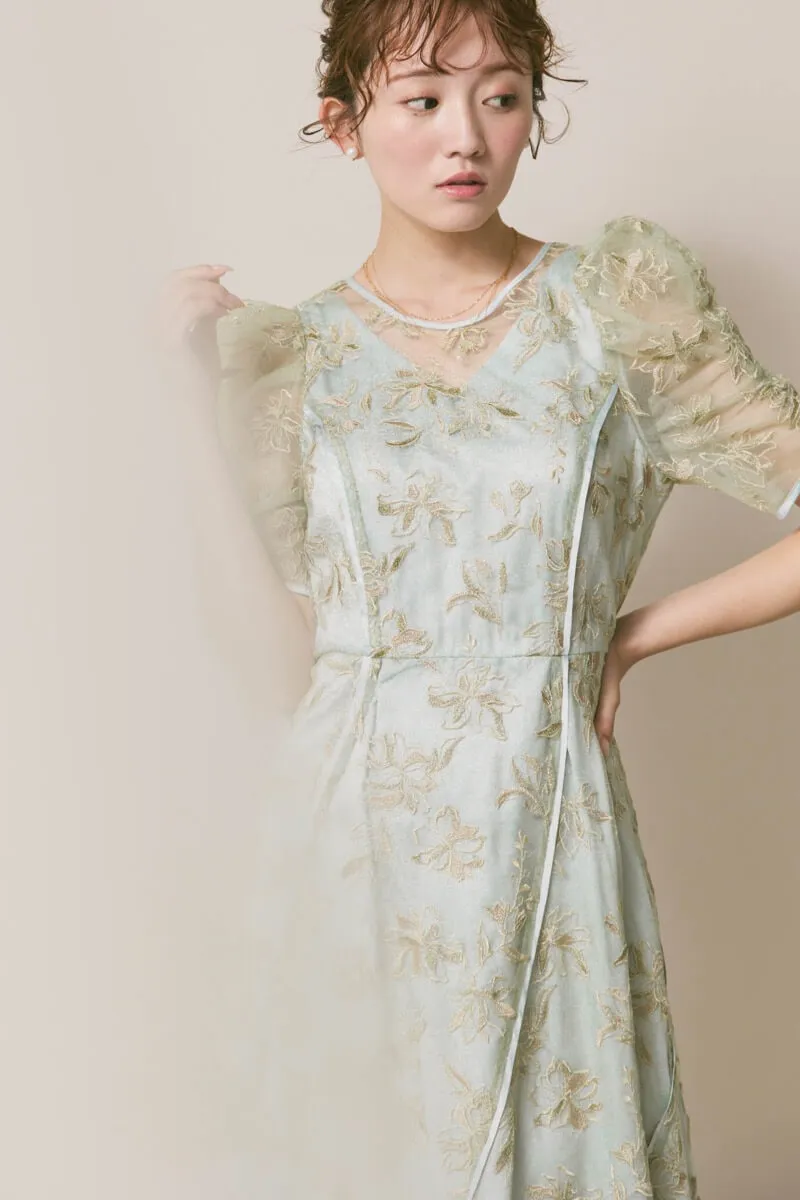 ミントのチュールラメ刺繍ドレス