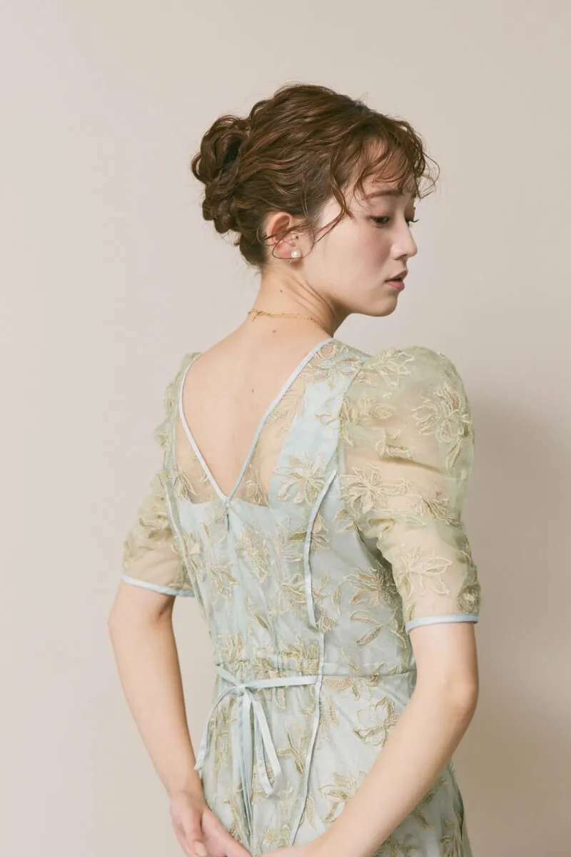 ミントのチュールラメ刺繍ドレス