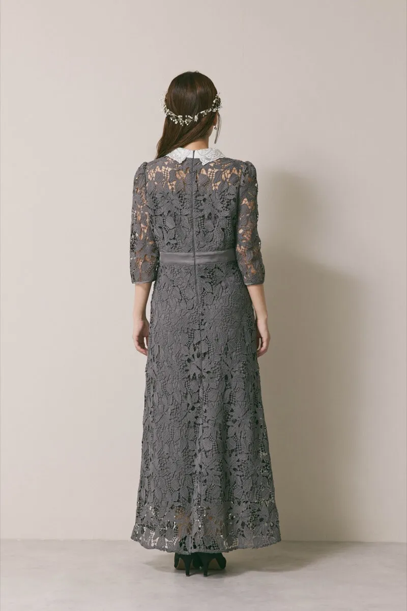 グレーのビジューカラーレースドレス
