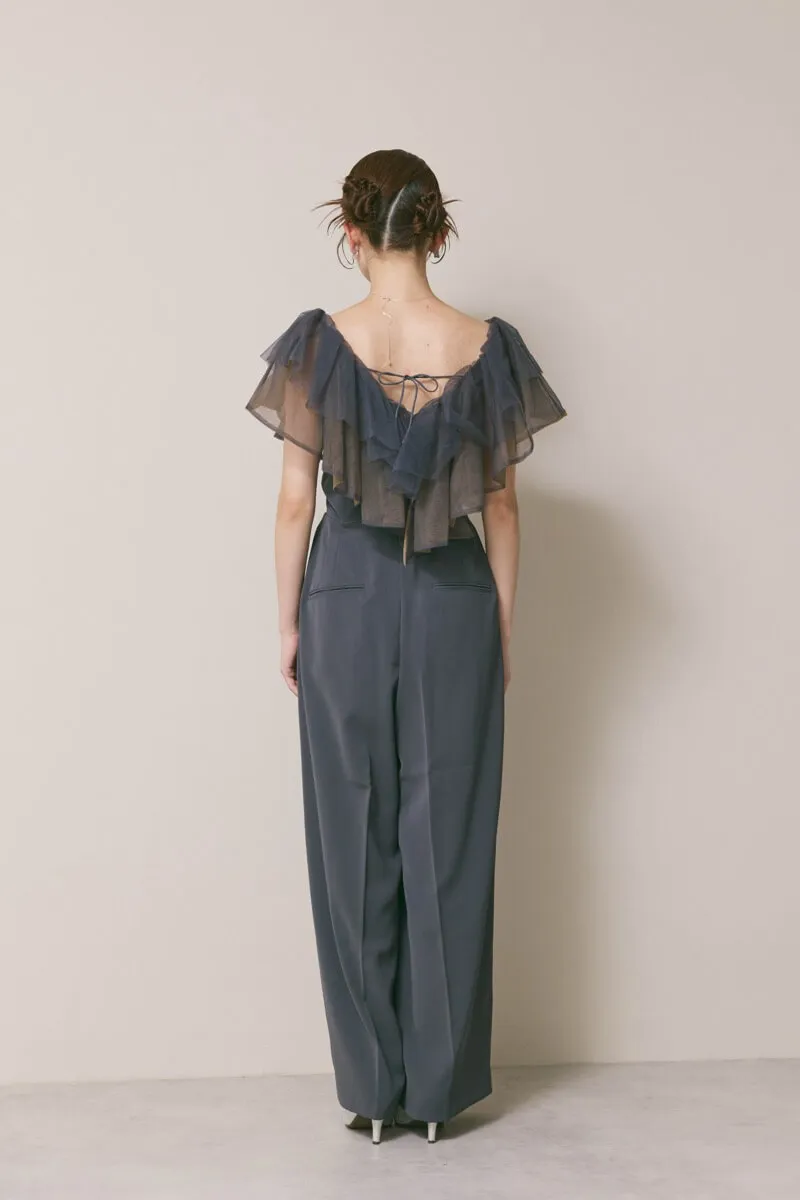 チャコールグレーのチュールカラーベアパンツドレス