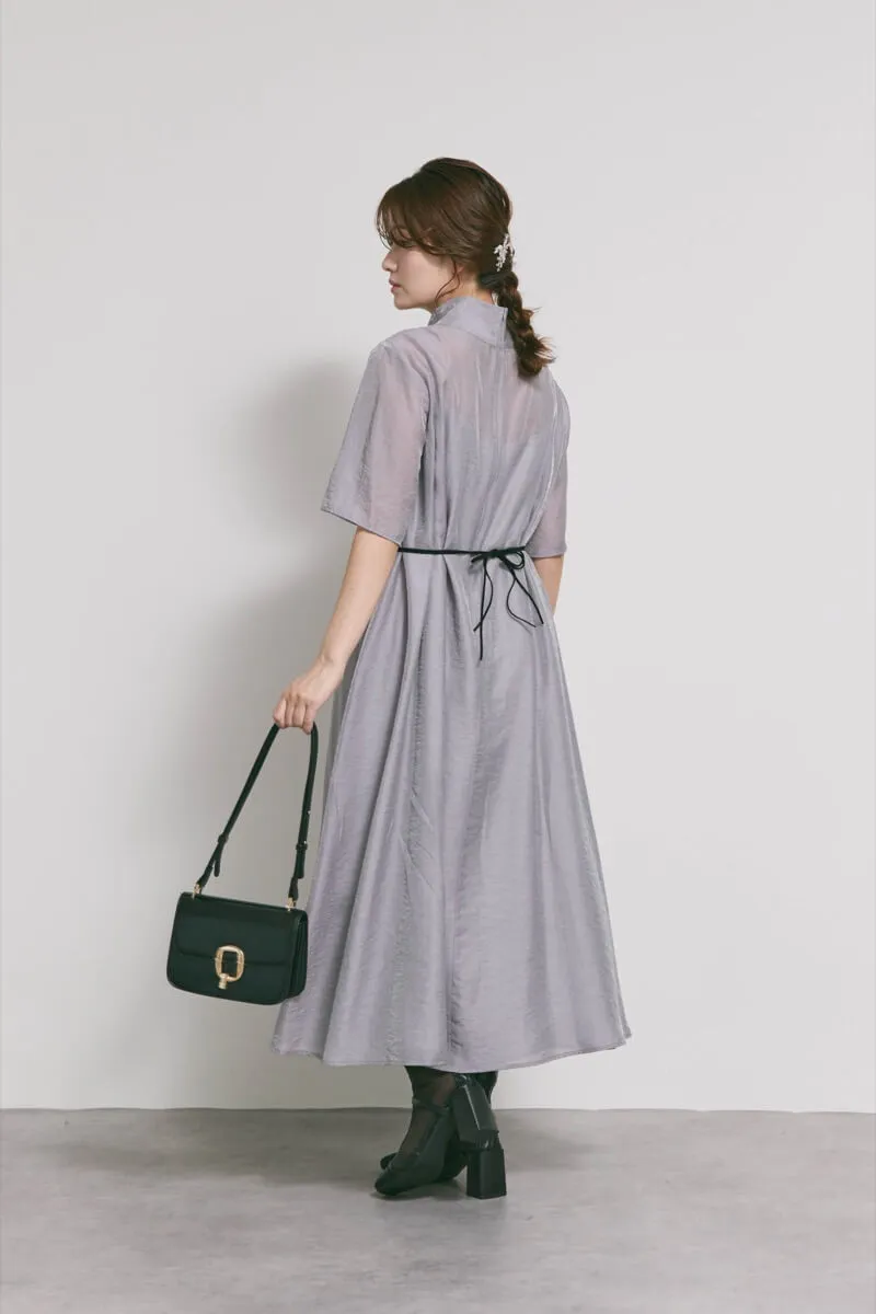 ブルーグレーのテントラインシアードレス