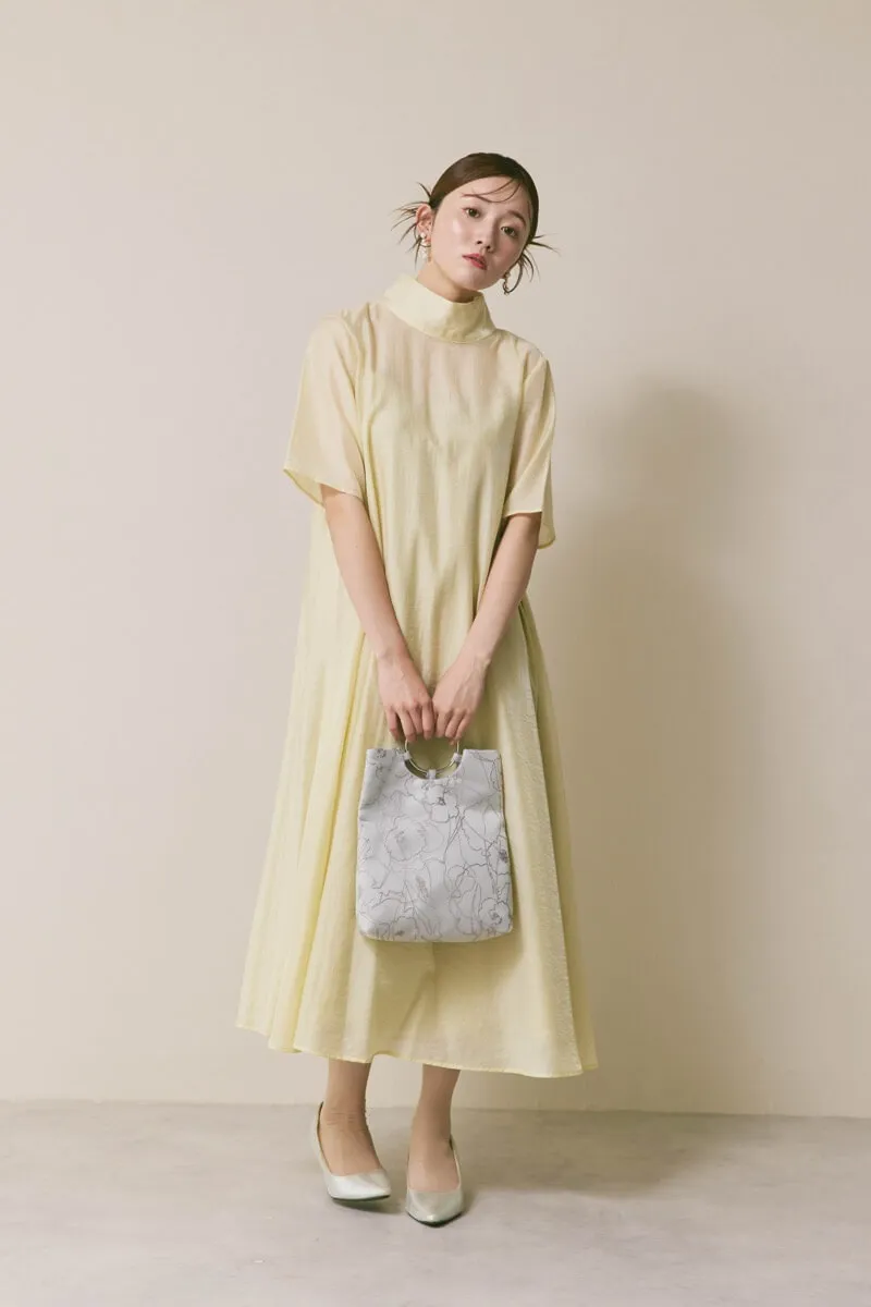 イエローのテントラインシアードレス　M/kaene