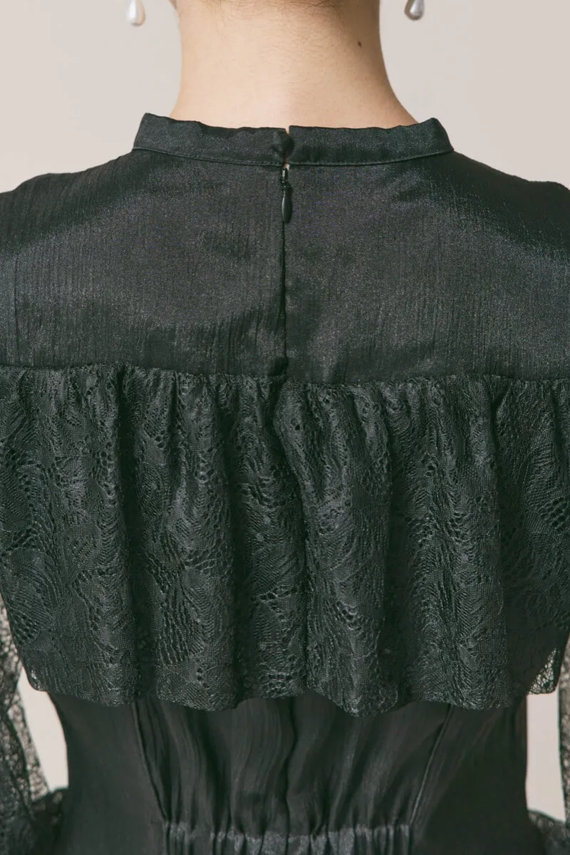 ブラックのシアーレースコンビネーションドレス