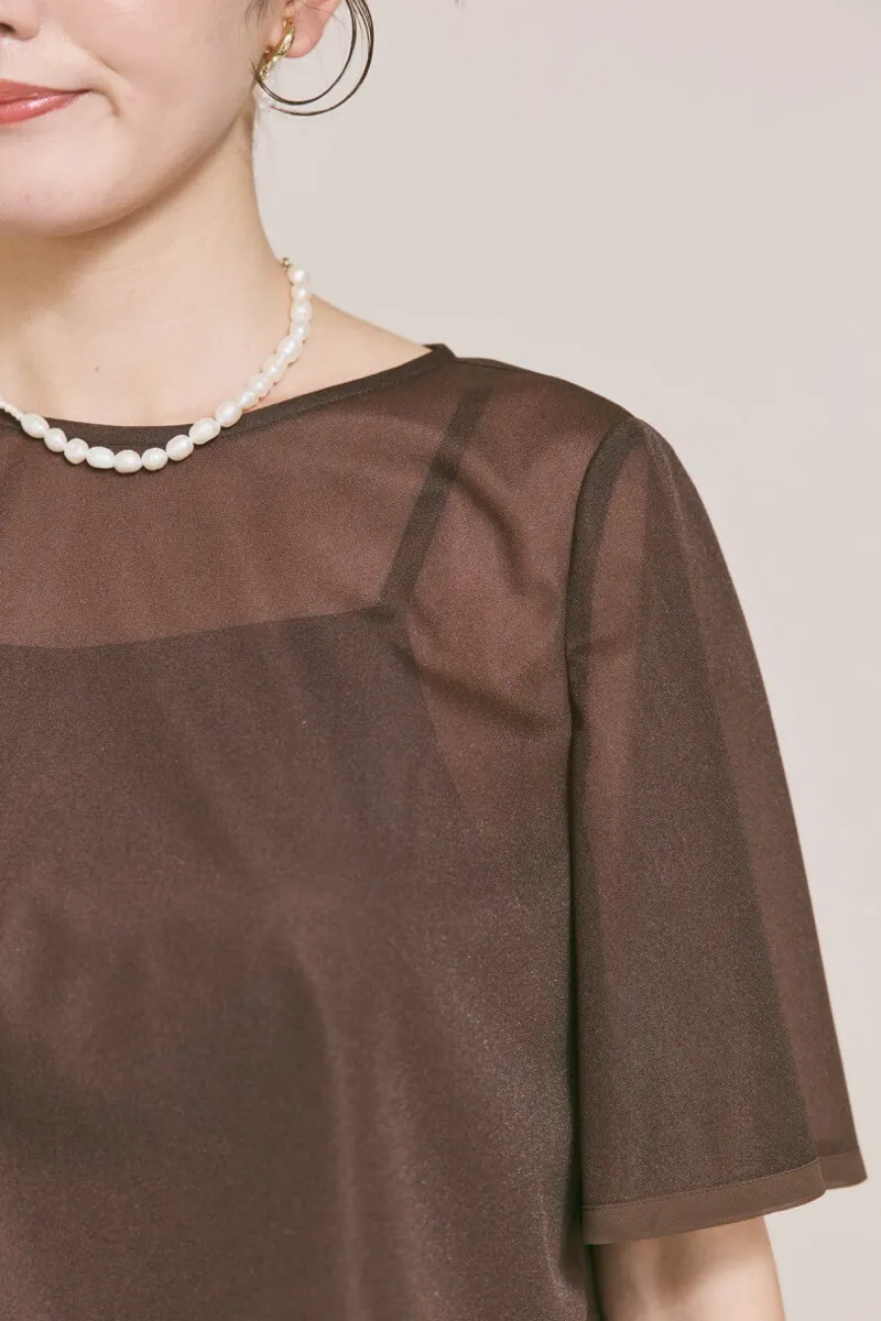 ダークブラウンのシアートップスドレス