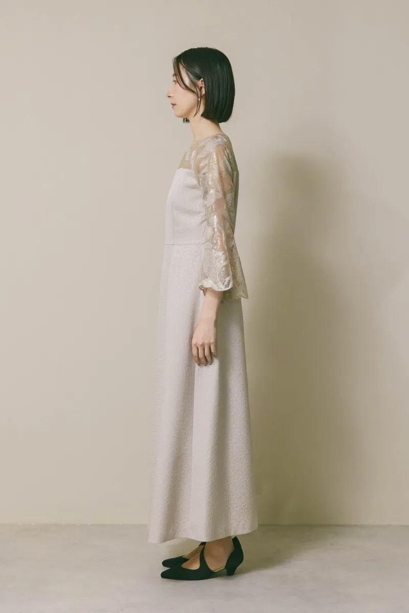 グレージュのブリエレースジャガードドレス　M/eneak [店頭販売価格 42,900円 ]