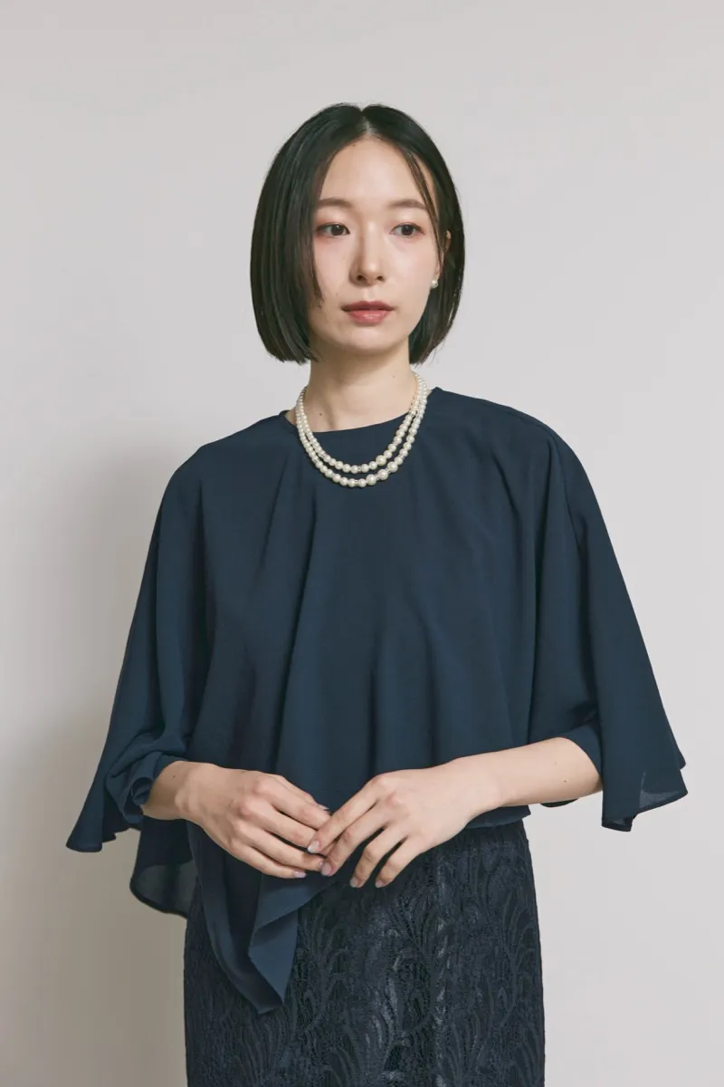 ネイビーのケープレイヤードドレス　M/eneak [ 店頭販売価格 47,300円 ]