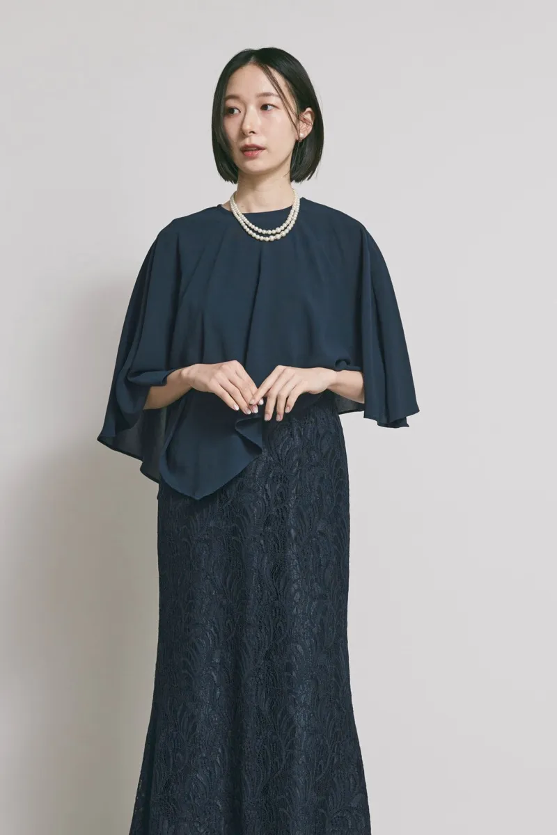 ネイビーのケープレイヤードドレス　M/eneak [ 店頭販売価格 47,300円 ]
