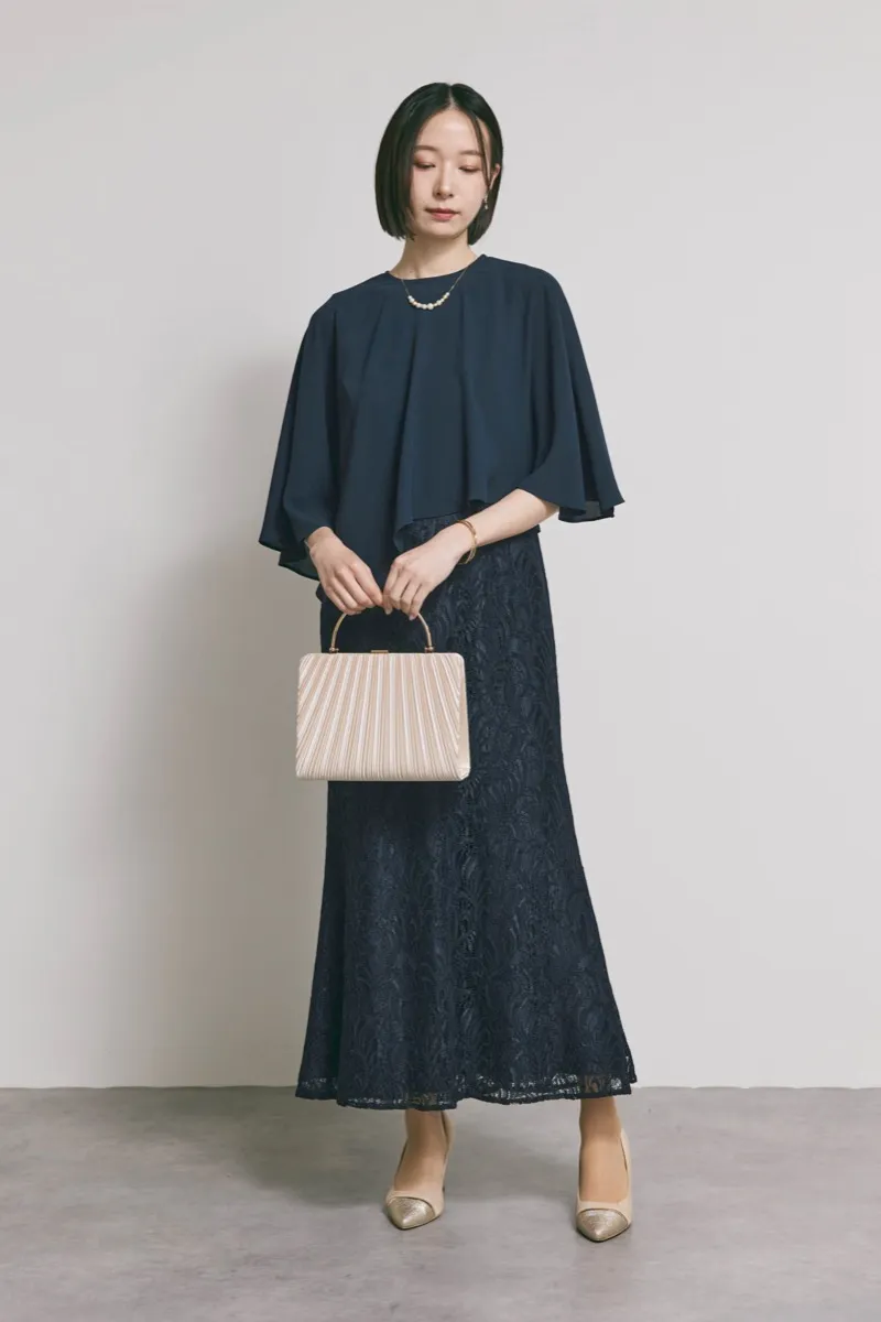 ネイビーのケープレイヤードドレス　M/eneak [ 店頭販売価格 47,300円 ]