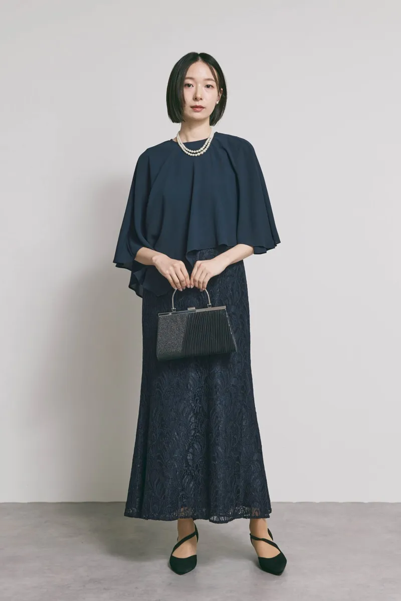 ネイビーのケープレイヤードドレス　L/eneak  [店頭販売価格 47,300円 ]