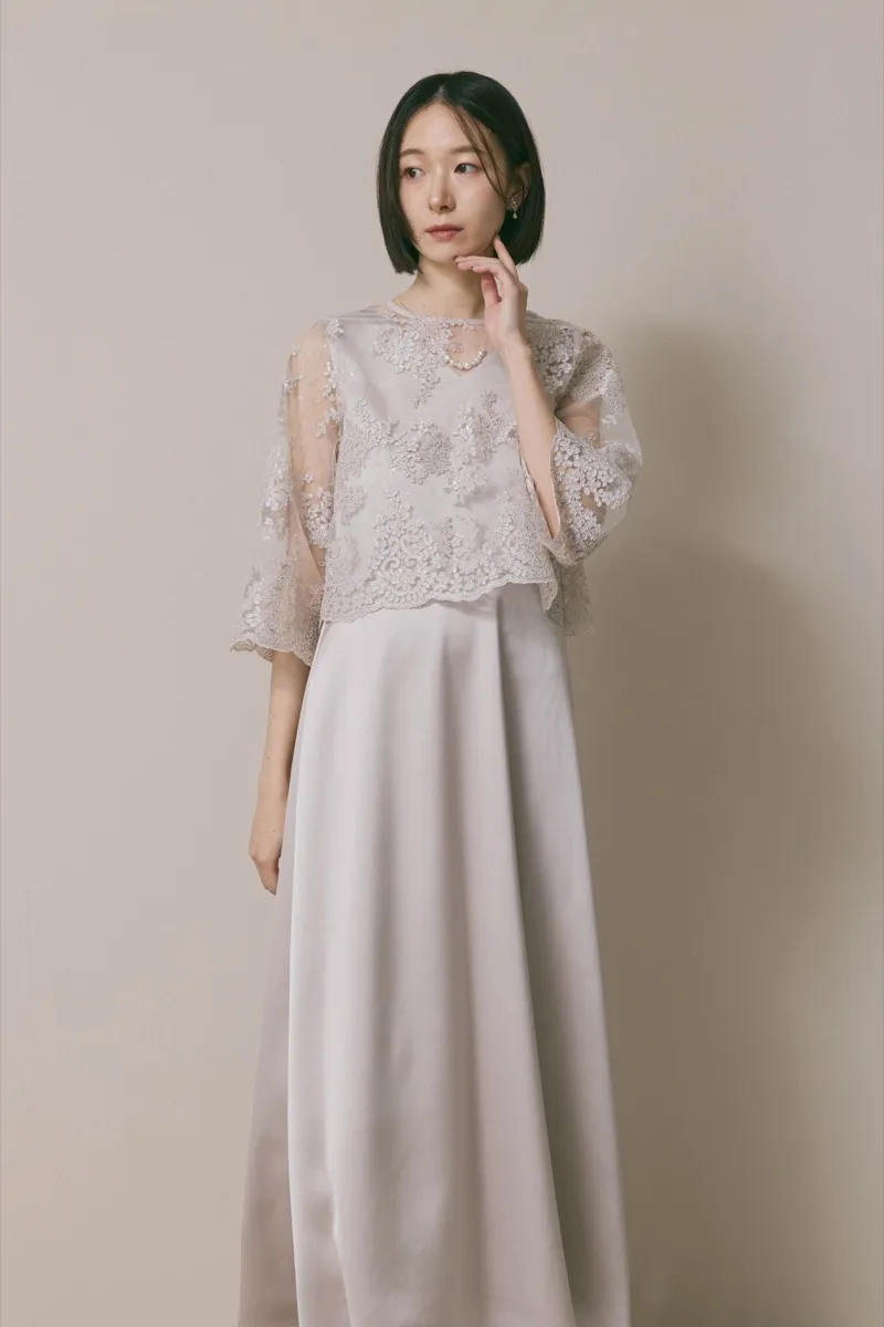 グレージュのシャイニーレースレイヤードドレス　L/eneak [店頭販売価格 49,500円]