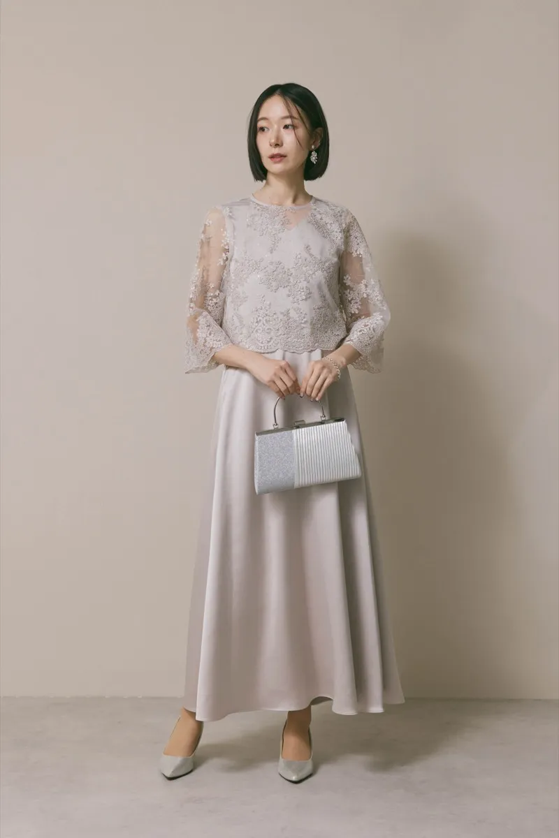 グレージュのシャイニーレースレイヤードドレス　L/eneak [店頭販売価格 49,500円]