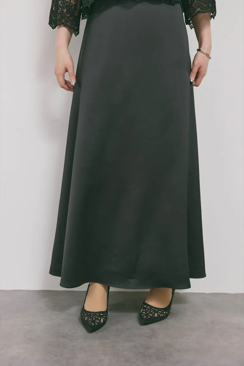 ブラックのシャイニーレースレイヤードドレス　M/eneak [店頭販売価格49,500円 ]