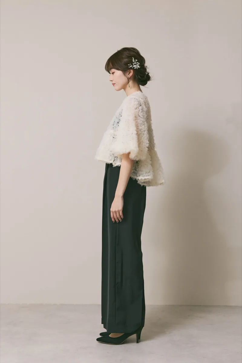 ホワイト✕ブラックのペタルテクスチャーパンツドレス　M/Select Shop