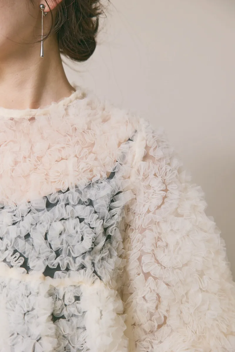 ホワイト✕ブラックのペタルテクスチャーパンツドレス　M/Select Shop