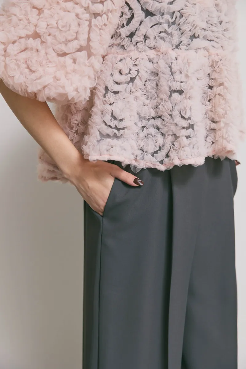 ピンク✕チャコールのペタルテクスチャーパンツドレス　M/Select Shop