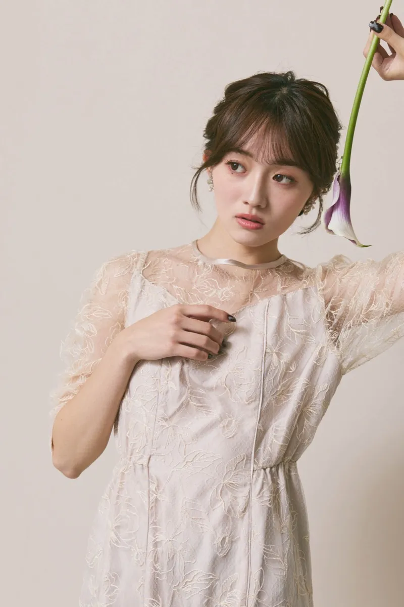 ライトベージュのフローラルチュールマーメイドドレス　M/Select Shop