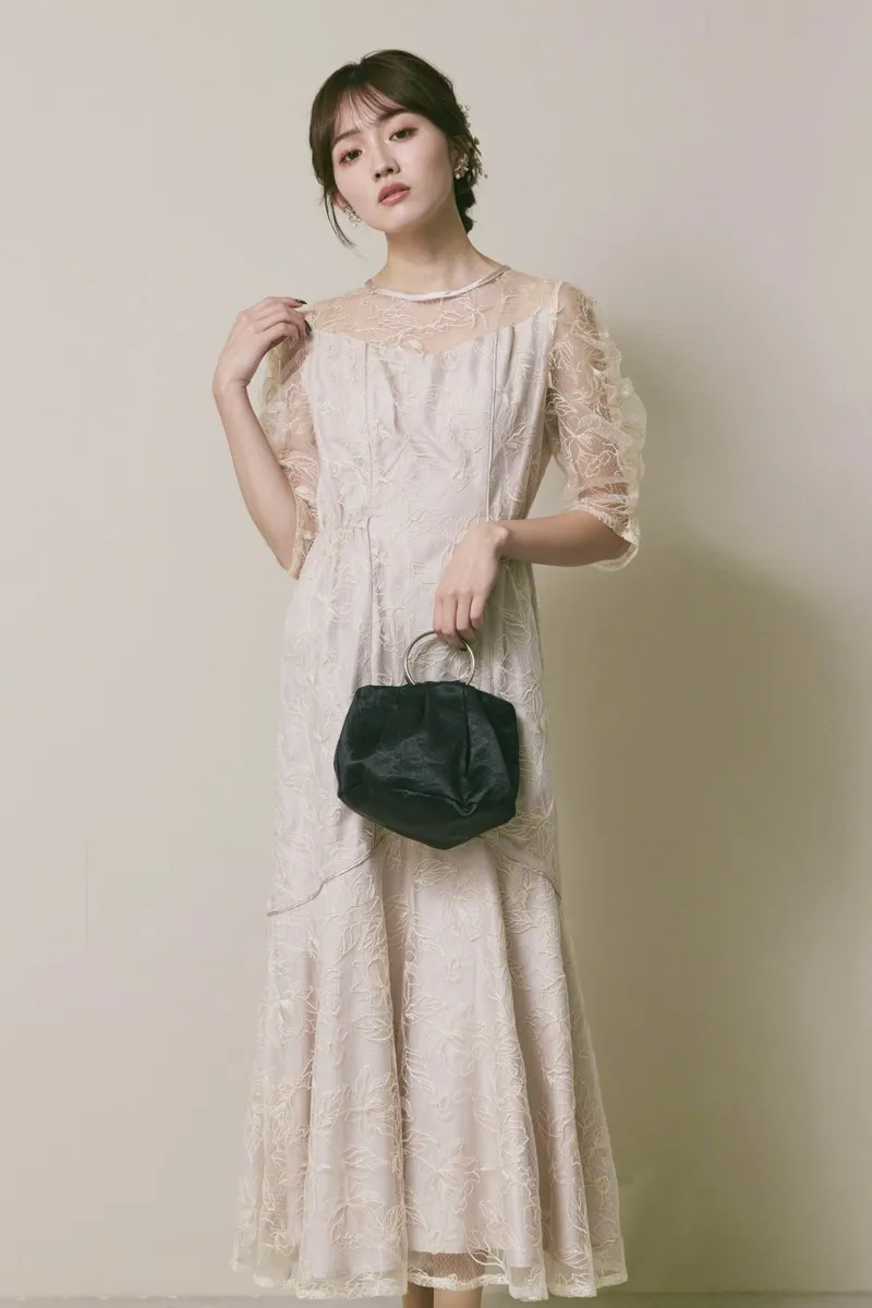 ライトベージュのフローラルチュールマーメイドドレス　M/Select Shop