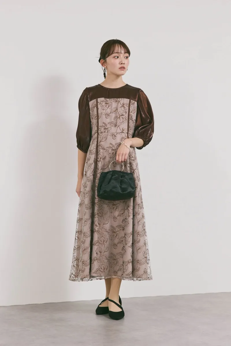 ブラウンのパイピングレース切替ドレス　M/kaene