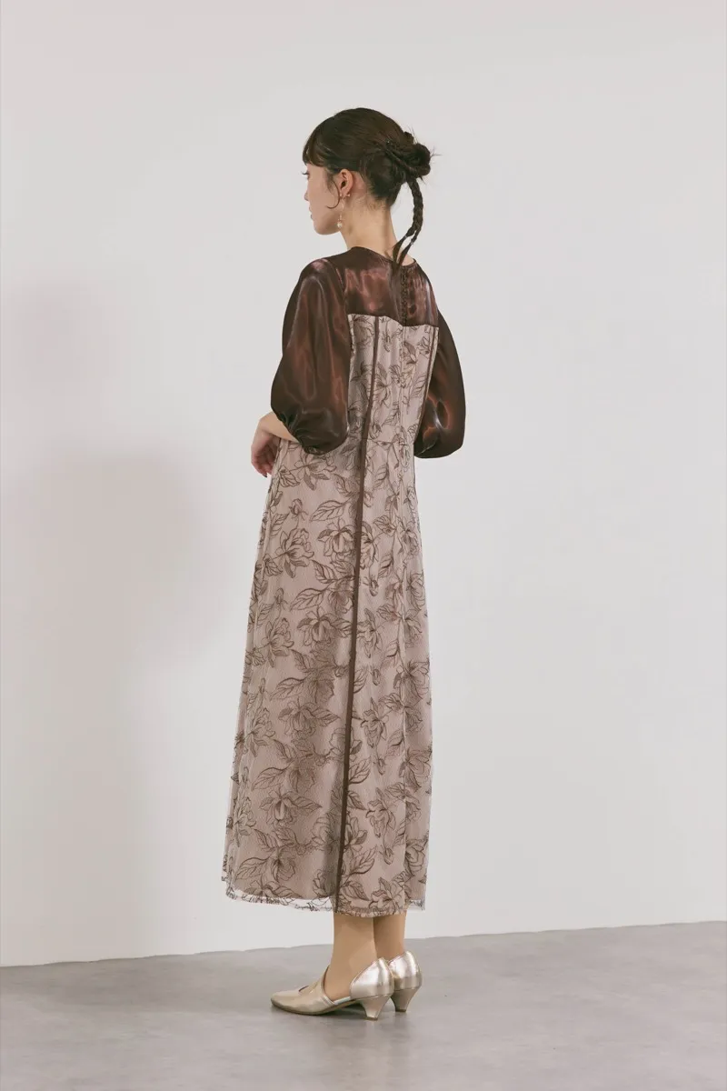 ブラウンのパイピングレース切替ドレス　M/kaene