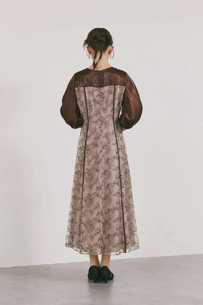 ブラウンのパイピングレース切替ドレス　M/kaene