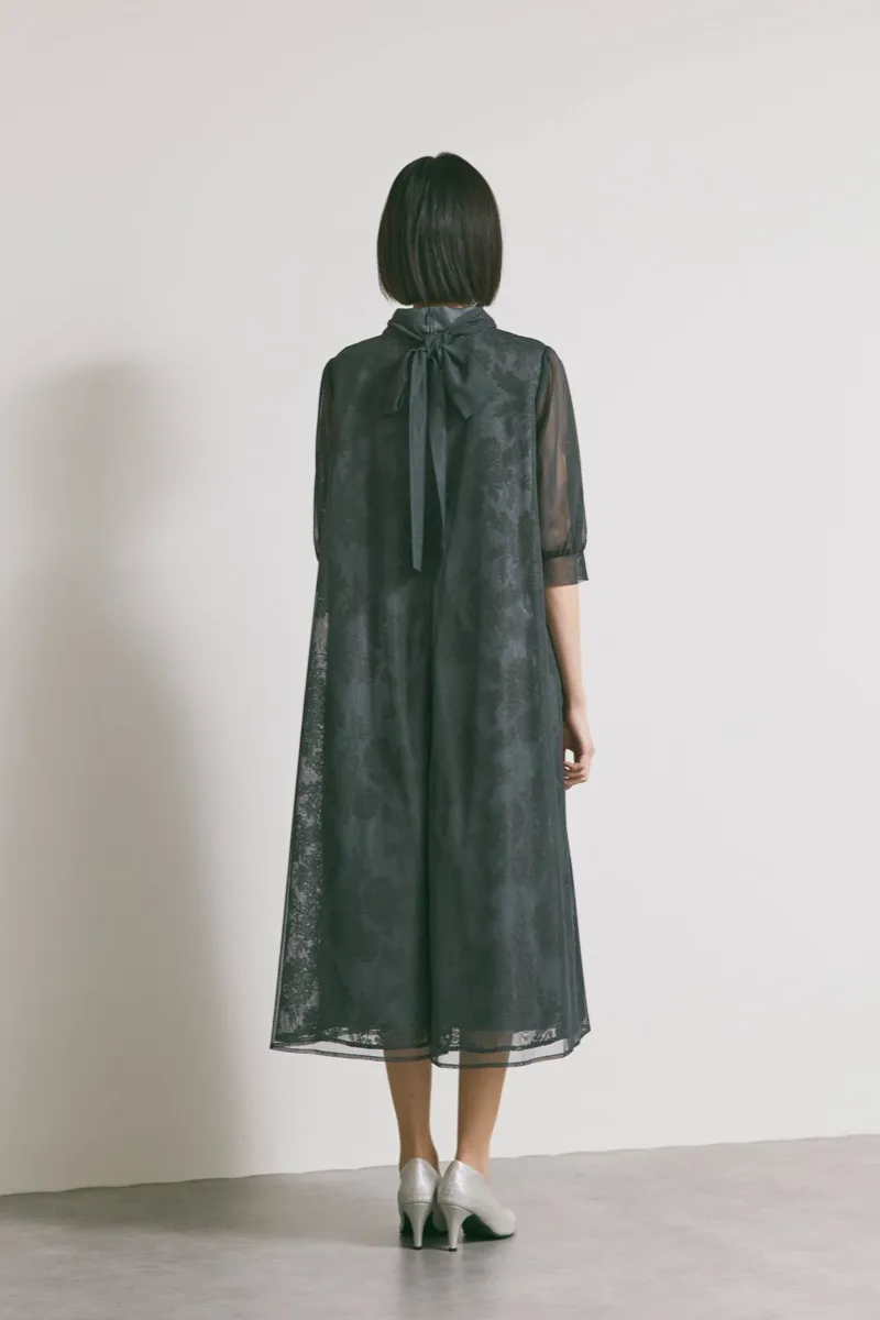 ブラックのパイピングレース切替ドレス　M/kaene