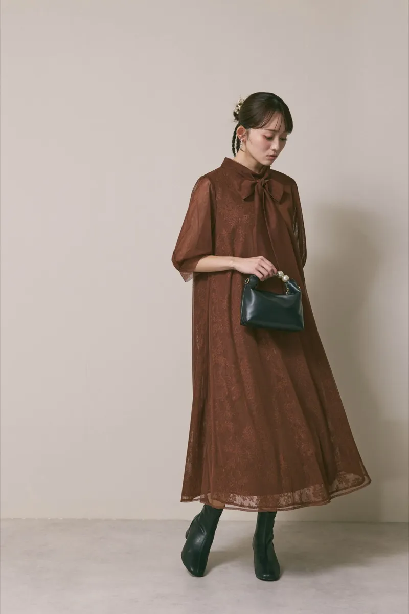 ブラウンのチュールレースAラインドレス　M/kaene