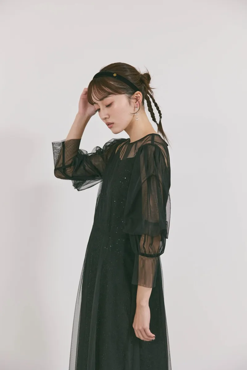 ブラックのシアーエプロンレースドレス　M/kaene