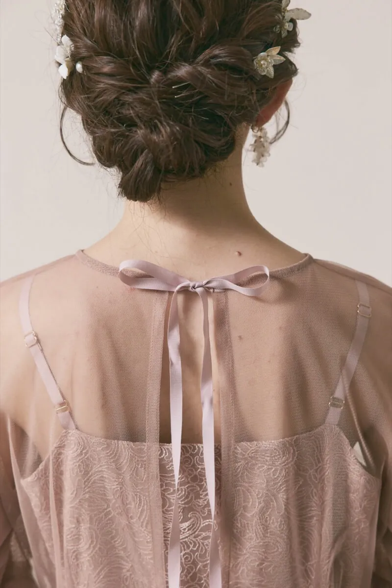 ピンクベージュのシアーエプロンレースドレス　M/kaene