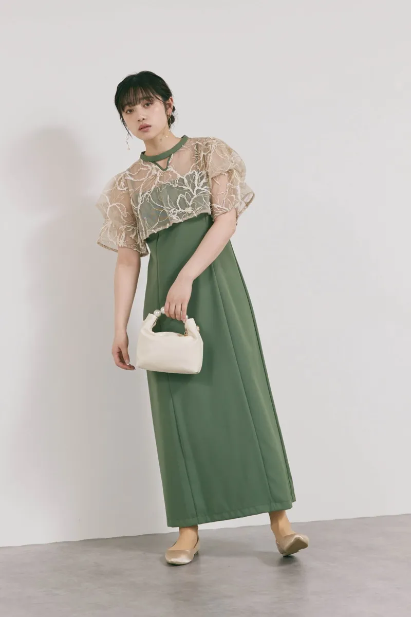 カーキのフラワーモール刺繍ドレス　M/AIMER